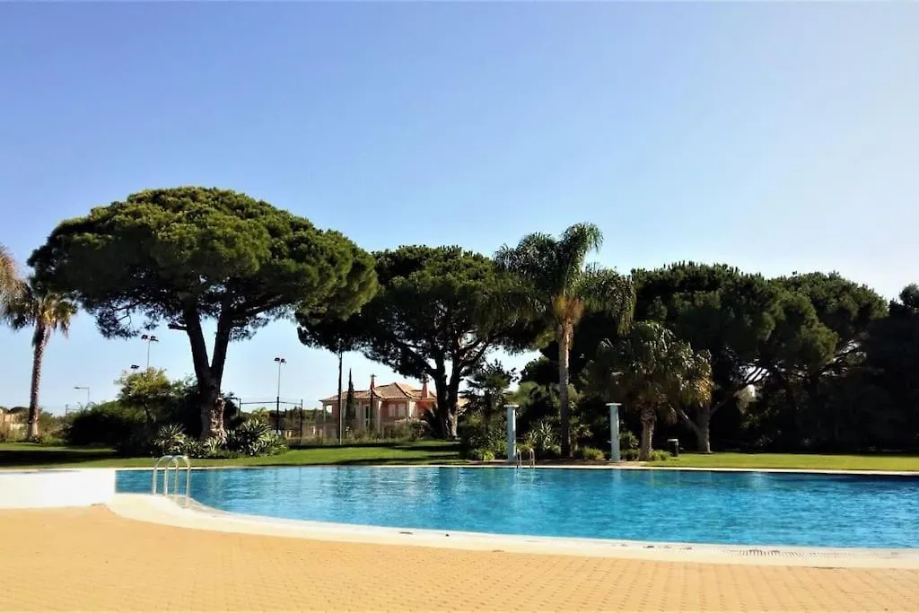 Charming 3 Bed Apartment @ Al-Sakia Village Quarteira